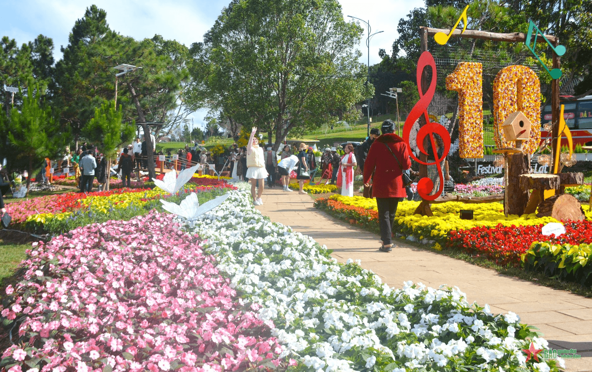 Festival hoa Đà Lạt lần thứ X “hút” 1,4 triệu lượt du khách