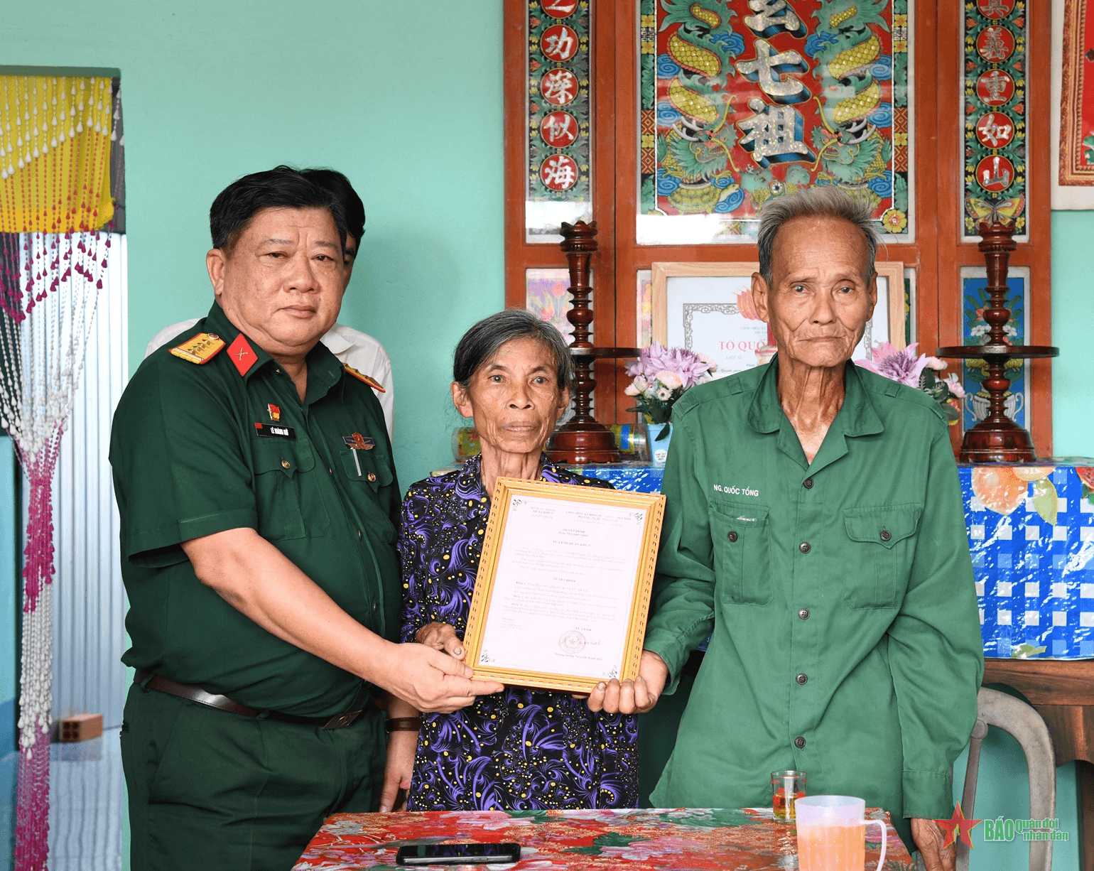 Bàn giao nhà đồng đội và nhà tình nghĩa tại Cà Mau