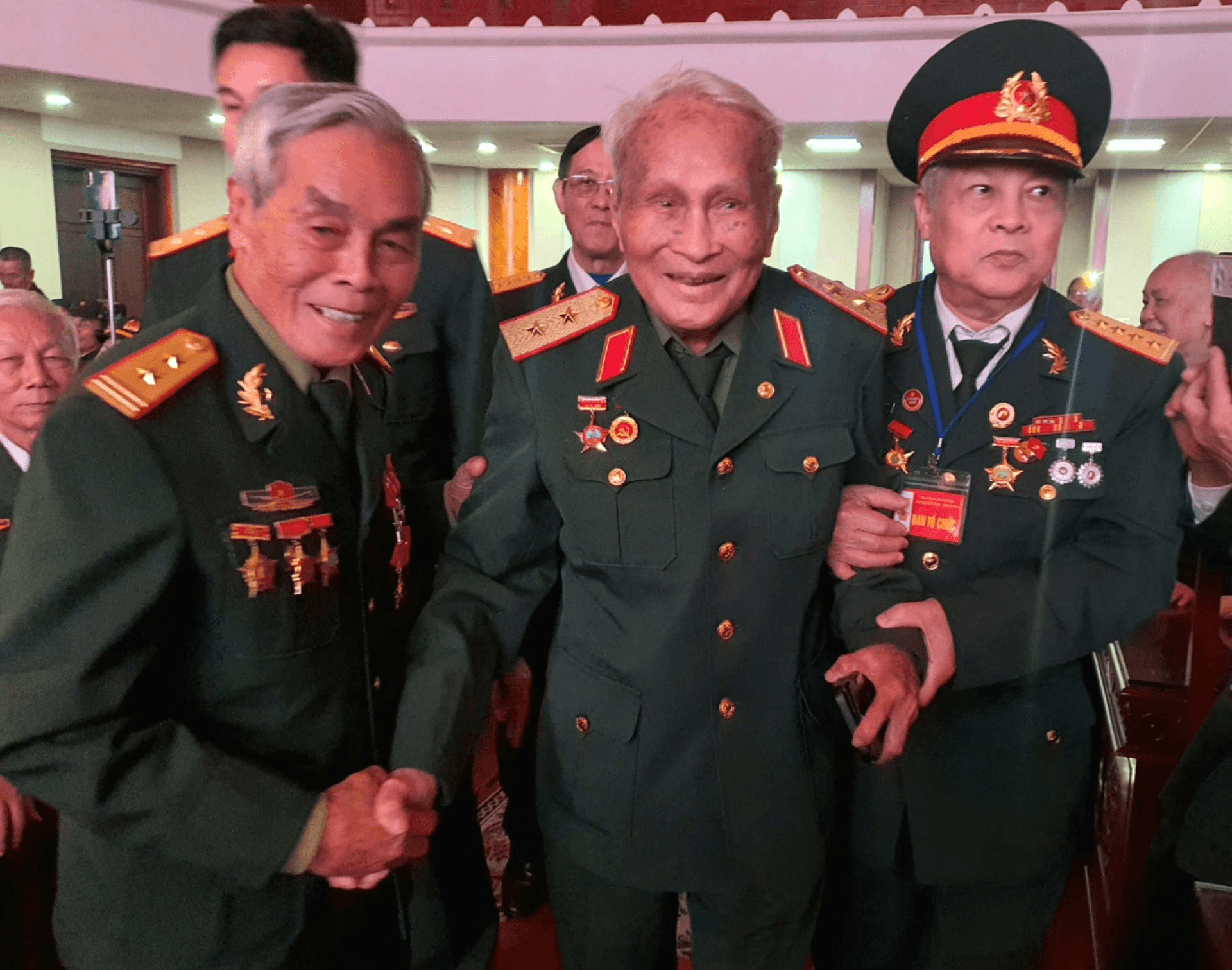 Bài học về tiến hành công tác Đảng, công tác chính trị trong chiến đấu