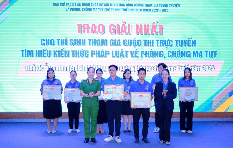 Bình Dương trao thưởng cuộc thi phòng, chống ma túy