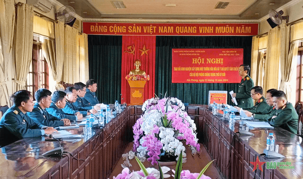 Đoàn cán bộ, giảng viên Học viện Chính trị tham quan, nghiên cứu thực tế tại Sư đoàn 363