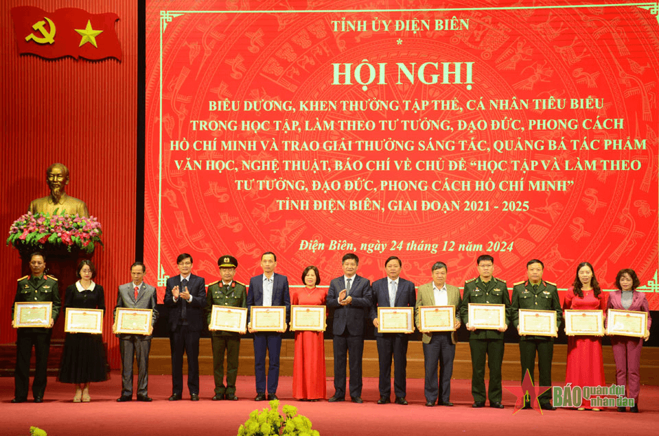 Điện Biên: Khen thưởng gần 60 tập thể, cá nhân tiêu biểu