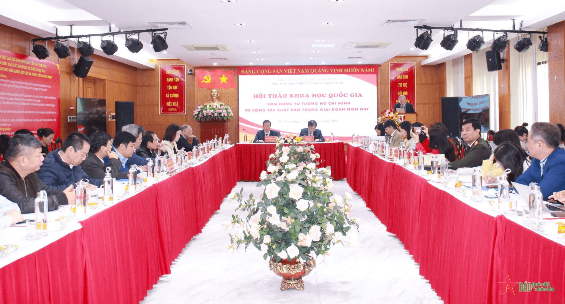 Hội thảo vận dụng tư tưởng Hồ Chí Minh về công tác xuất bản