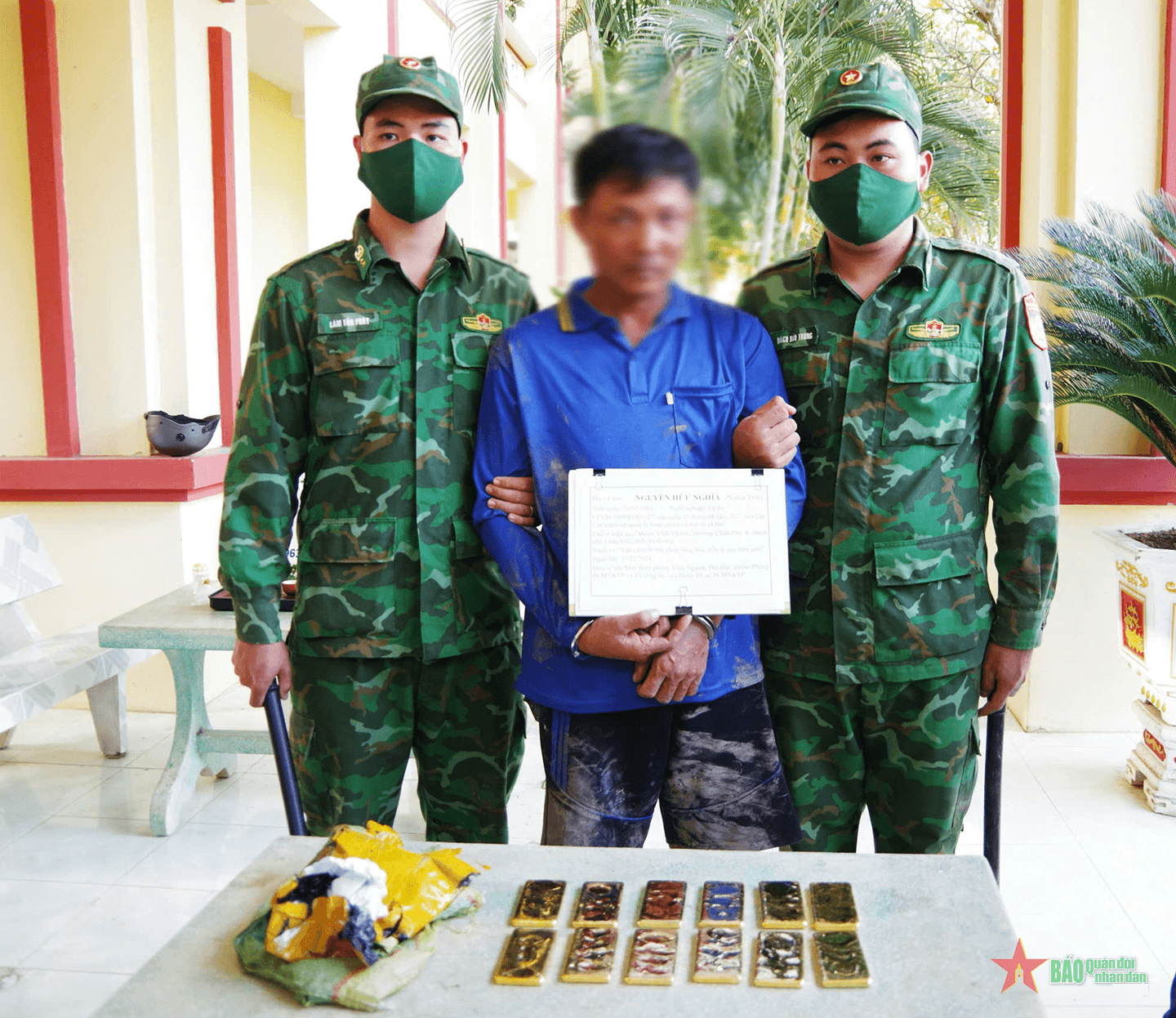 Biên phòng An Giang điều tra vụ vận chuyển hơn 12kg vàng ở biên giới