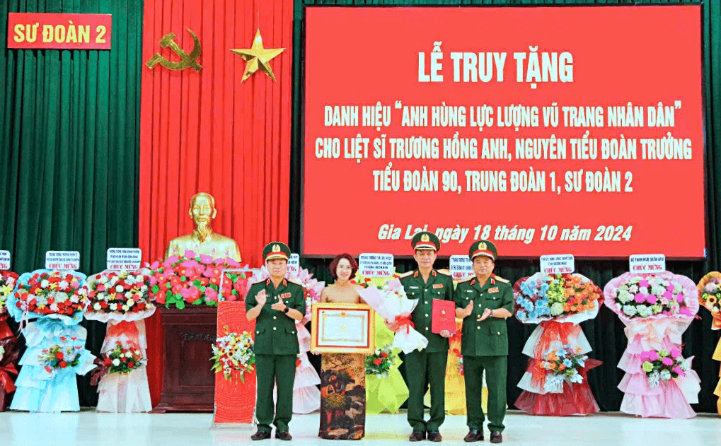 Chỉ huy bản lĩnh, quyết đoán