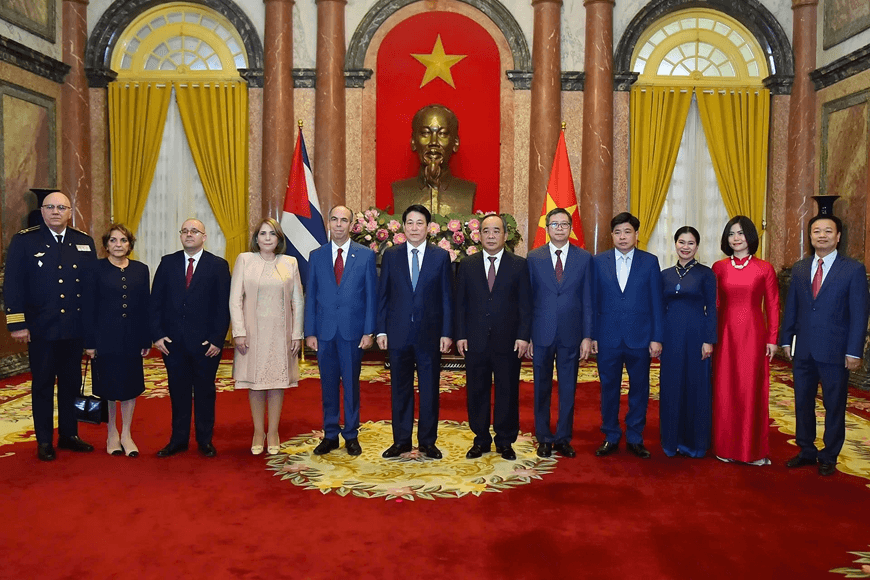 Chủ tịch nước Lương Cường tiếp Đại sứ các nước trình quốc thư