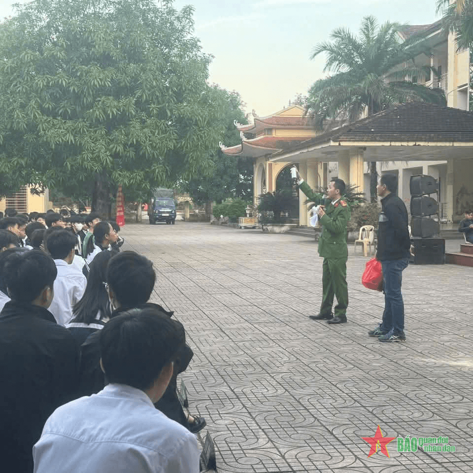 Ẩn họa khôn lường từ pháo nổ tự chế