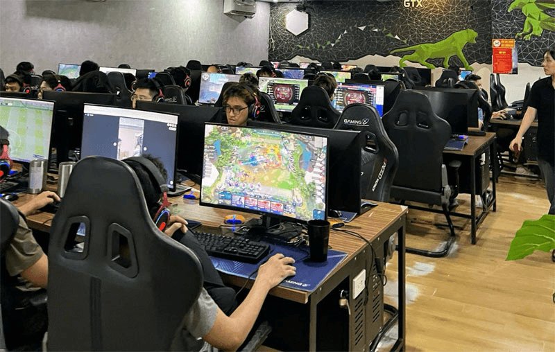 Giới hạn thời gian chơi game với người dưới 18 tuổi là cần thiết