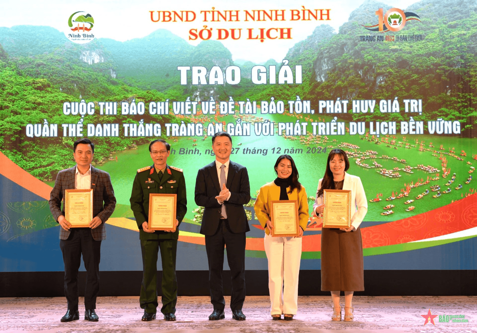 Báo Quân đội nhân dân nhận giải Tập thể và giải A giải Báo chí về bảo tồn văn hóa, phát triển du lịch Ninh Bình