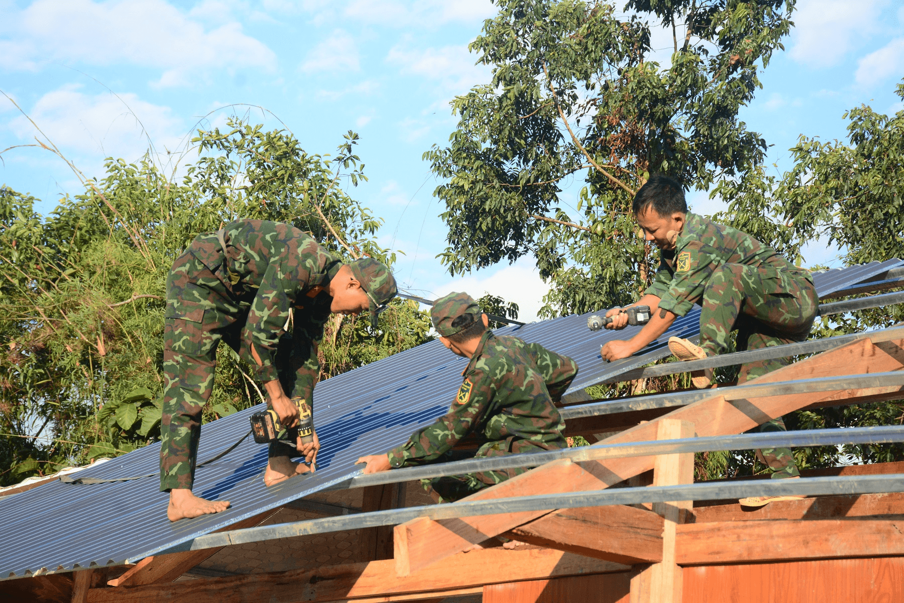 Nghĩa tình quân dân nơi thung lũng Mường Pồn