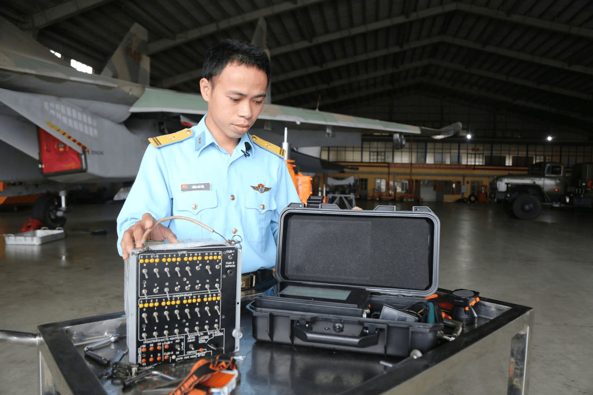 Hành trình sáng tạo: Thiết bị tự động đọc dữ liệu trên máy bay Su-30MK2