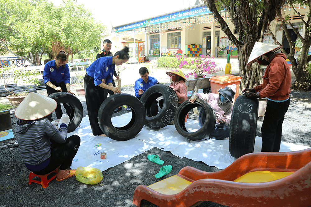 Tinh thần tình nguyện, khát vọng dấn thân của trí thức trẻ