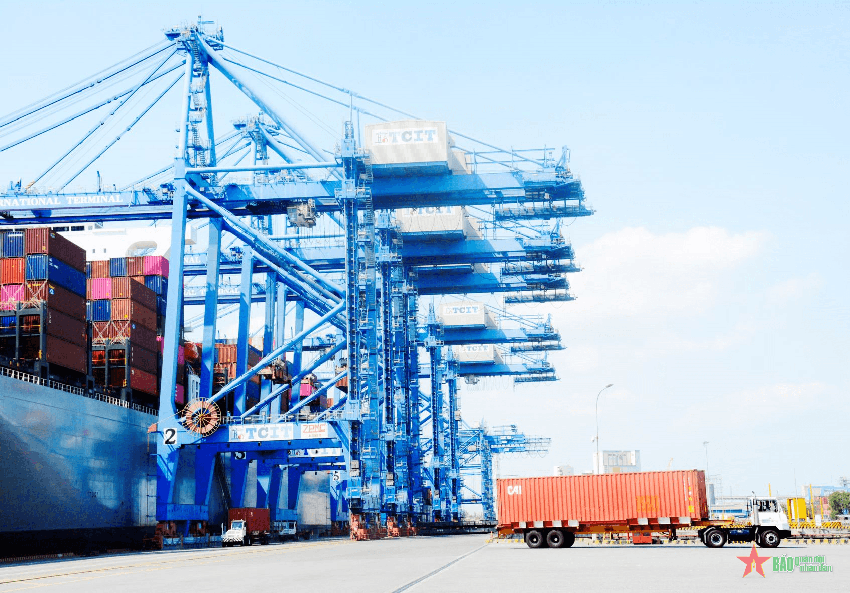 Bà Rịa-Vũng Tàu: Đột phá tăng trưởng từ cảng biển, logistics