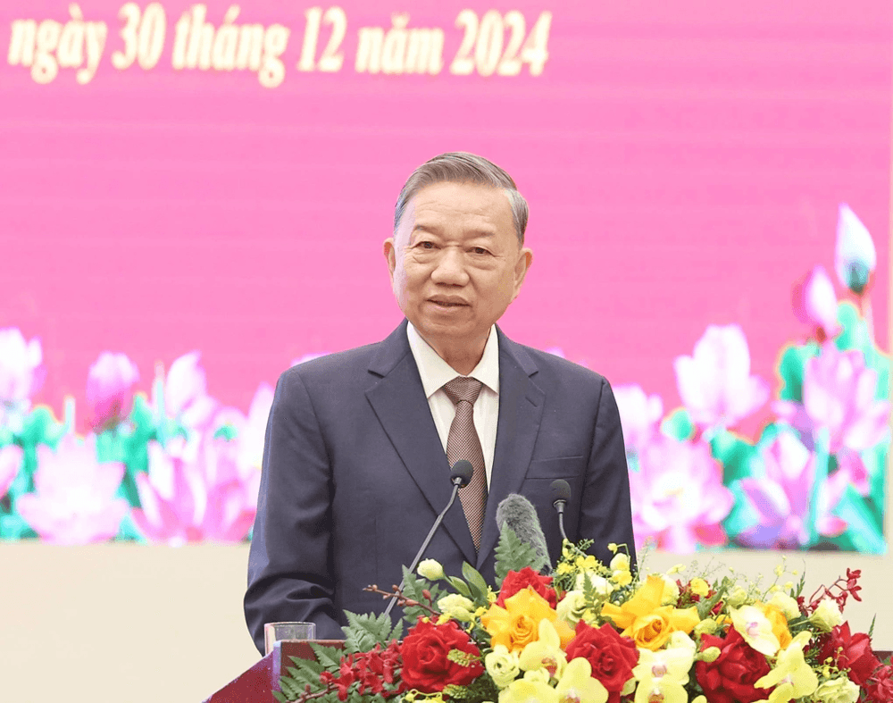 Tổng Bí thư Tô Lâm trả lời phỏng vấn nhân dịp năm mới Ất Tỵ 2025: Khát vọng vươn mình trong kỷ nguyên mới