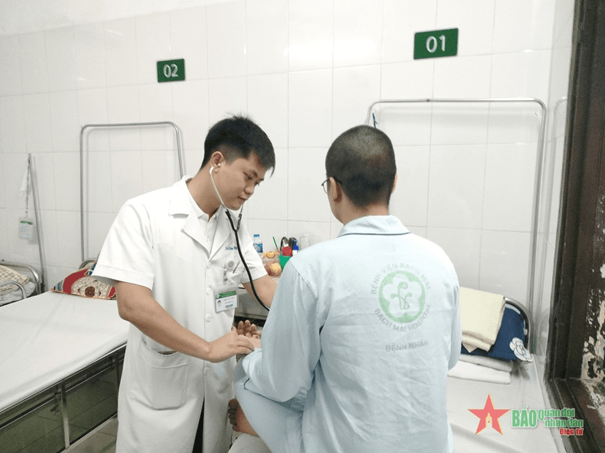 Nhiều người trẻ đồng tình cấm thuốc lá điện tử