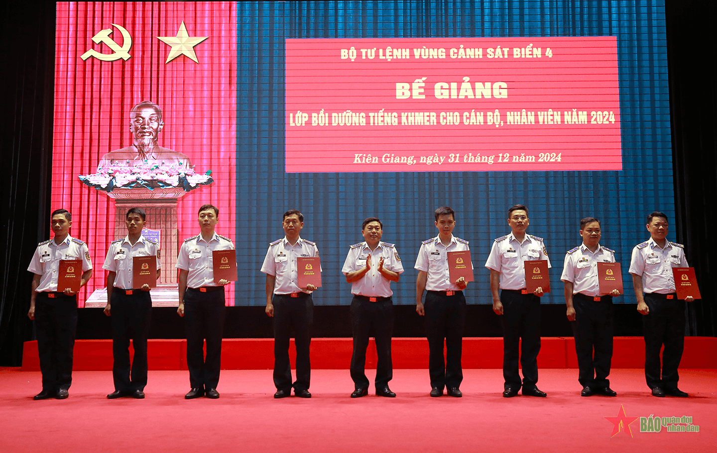 Bộ tư lệnh Vùng Cảnh sát biển 4: 30 học viên hoàn thành lớp bồi dưỡng tiếng Khmer