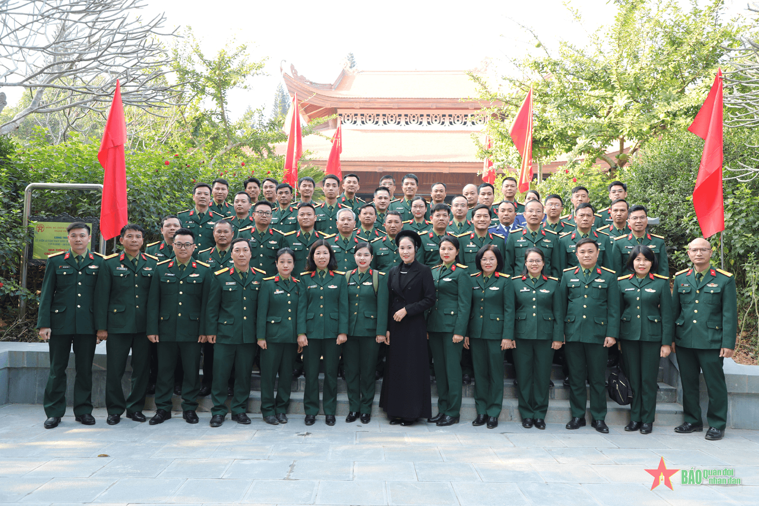 Lớp 2A đào tạo ngắn CTĐ, CTCT tổ chức về nguồn tại ATK Định Hóa, Thái Nguyên