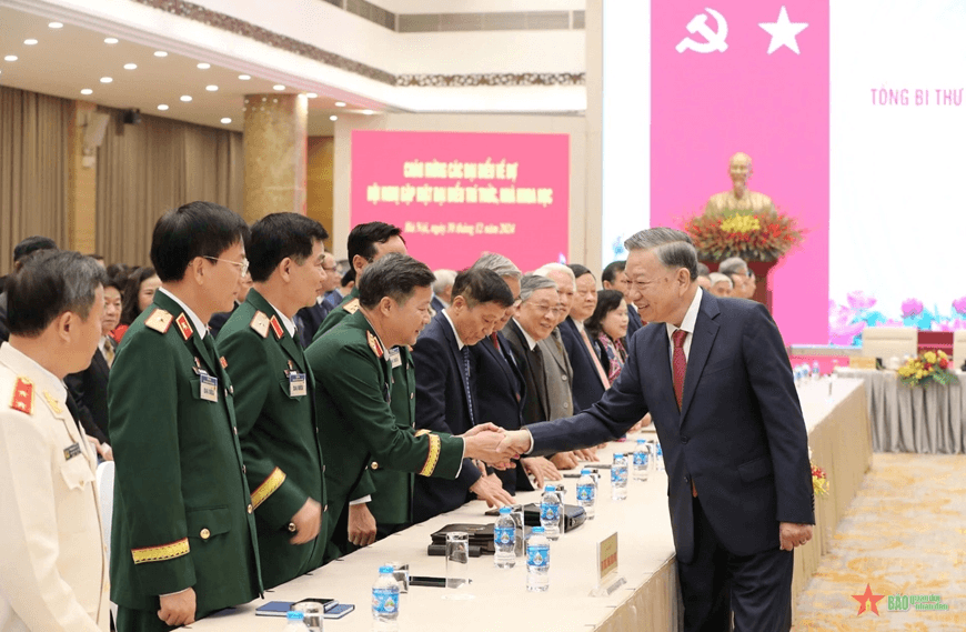 Đội ngũ trí thức và phương cách dùng người