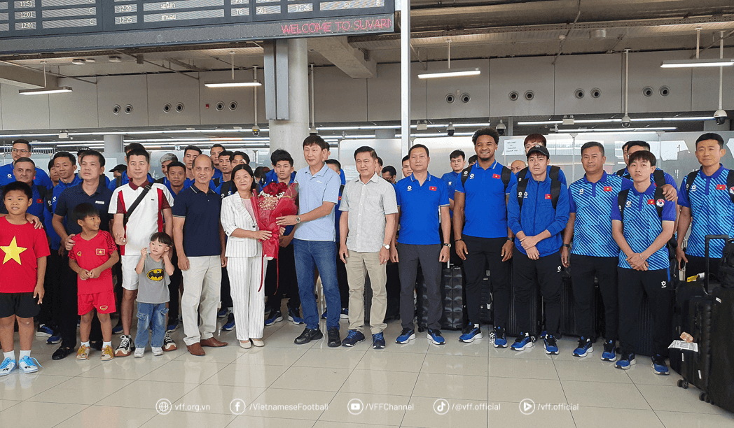 Đội tuyển Việt Nam đã tới Thái Lan