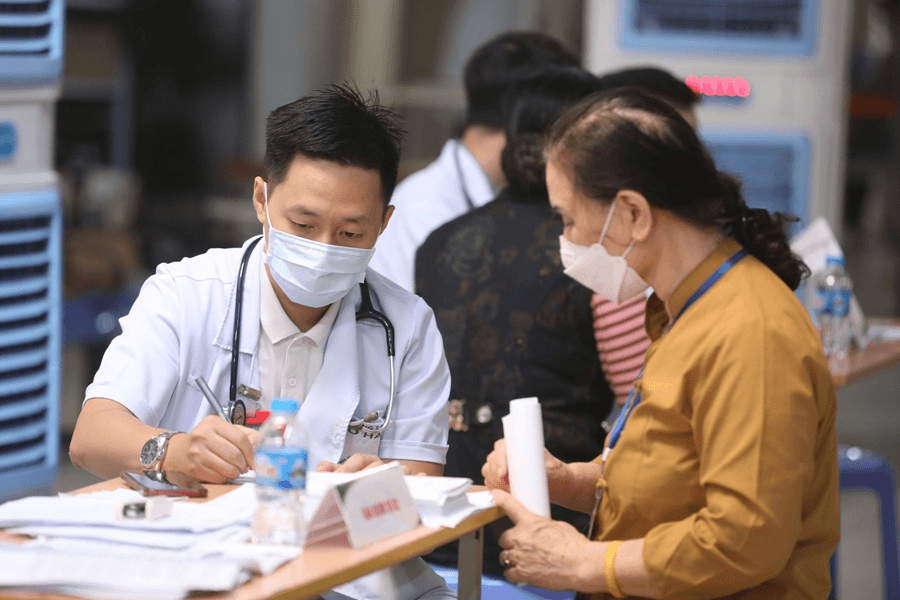 Bước tiến mới trong khám, chữa bệnh bằng bảo hiểm y tế