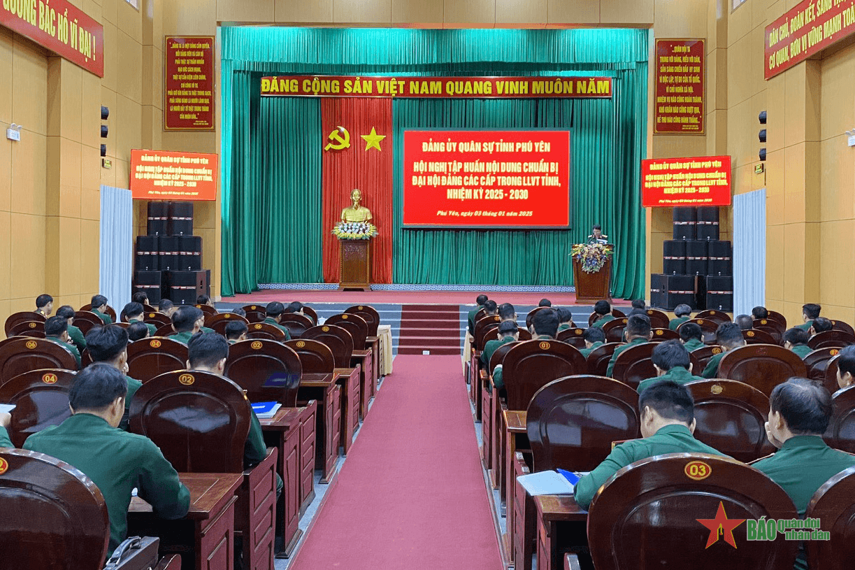 Đảng ủy Quân sự tỉnh Phú Yên tập huấn nội dung chuẩn bị Đại hội Đảng các cấp