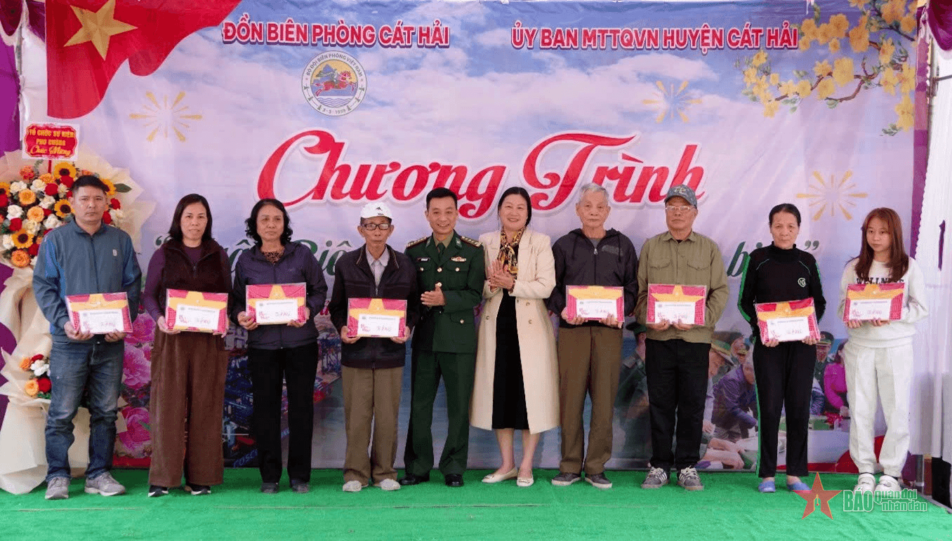 Bộ đội Biên phòng TP Hải Phòng thực hiện chương trình “Xuân Biên phòng, ấm lòng dân biển”