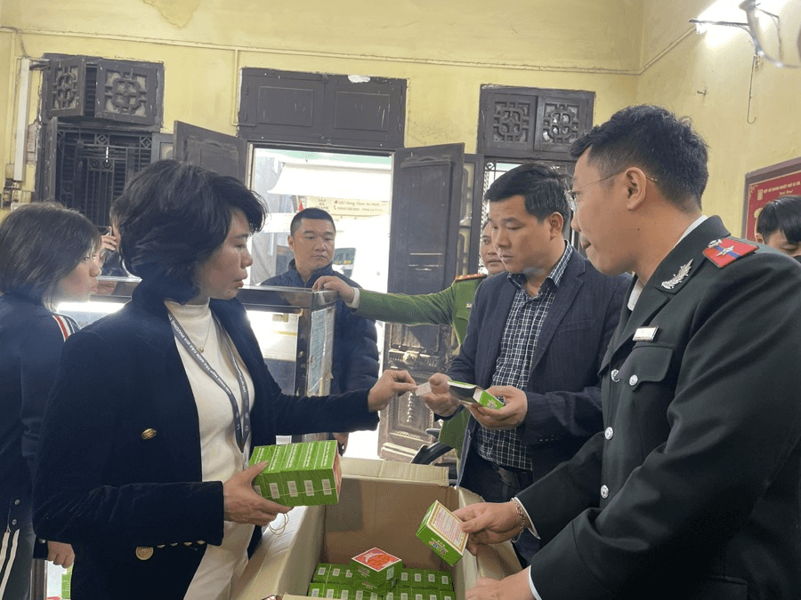 Cơ sở bánh cốm Nguyên Ninh bị phạt 40 triệu đồng với các lỗi vi phạm