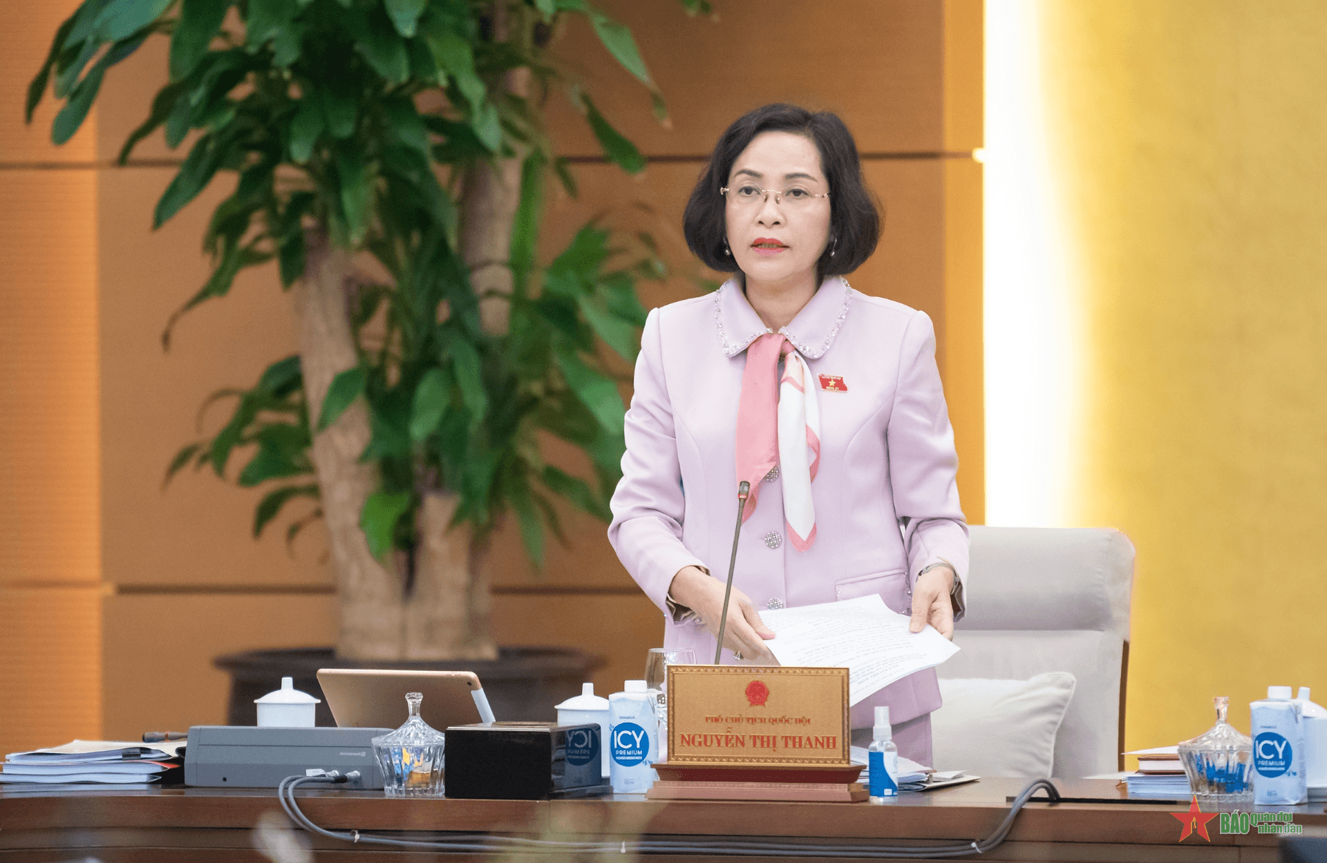 Ủy ban Thường vụ Quốc hội thông qua nghị quyết về tiếp xúc cử tri