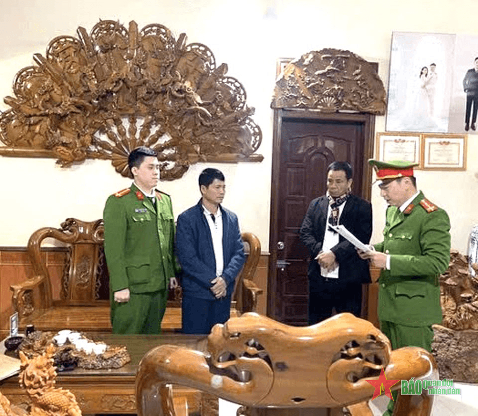 Sơn La: Khởi tố 2 bị can về hành vi cho vay nặng lãi