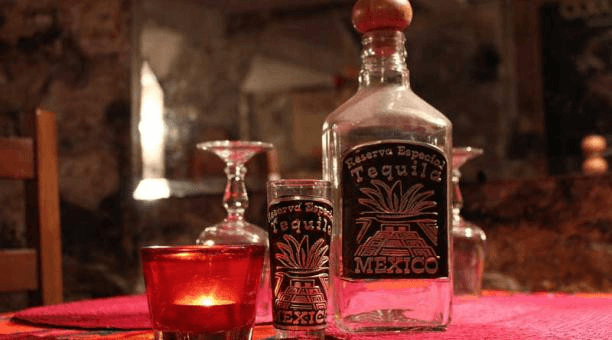 Ngành xuất khẩu rượu tequila của Mexico gặp khó