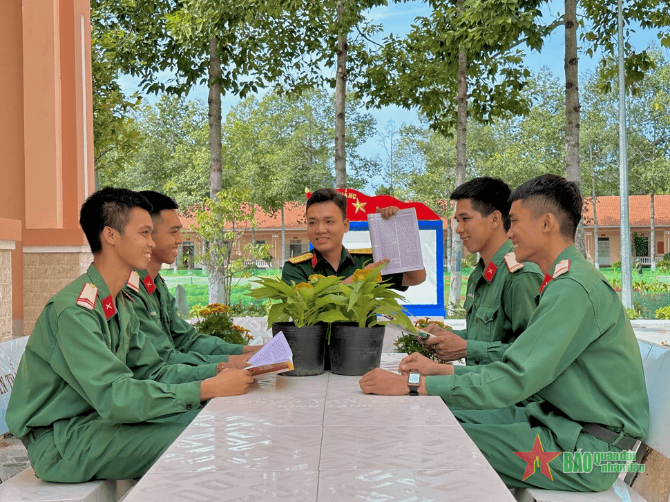 Hành trang quý báu của những người lính nơi biên giới Tây Nam