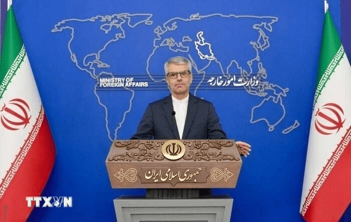 Iran hối thúc Pháp xem lại cách tiếp cận “không mang tính xây dựng”
