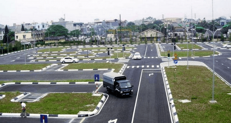 Đề xuất số lượng sân tập lái: Cần đánh giá kỹ lưỡng