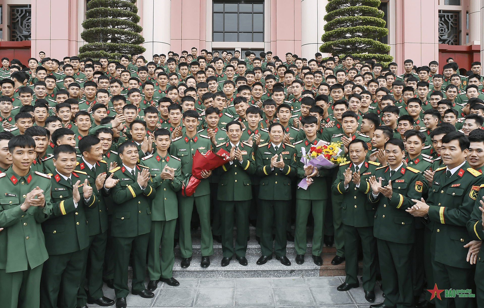 Đại tướng Phan Văn Giang gặp mặt chiến sĩ chuẩn bị xuất ngũ năm 2025