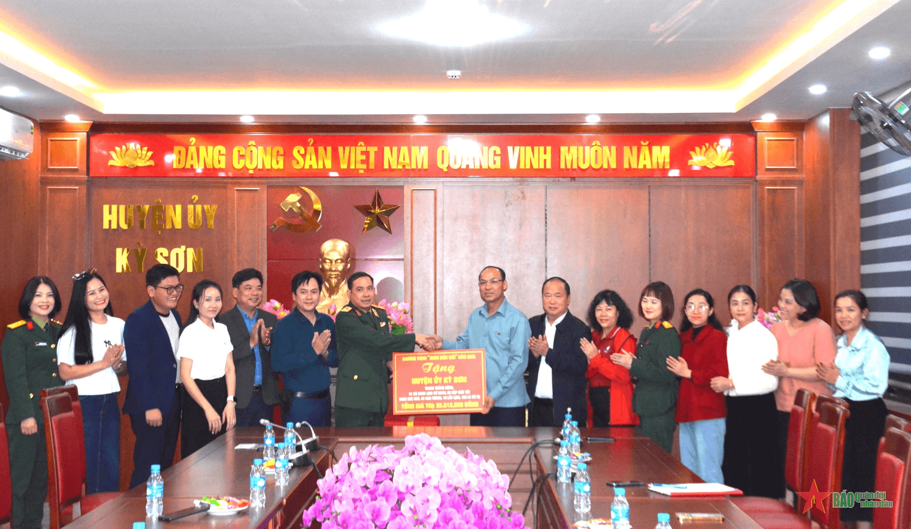 Học viện Khoa học Quân sự bắt đầu các hoạt động trong Chương trình “Xuân biên giới” năm 2025