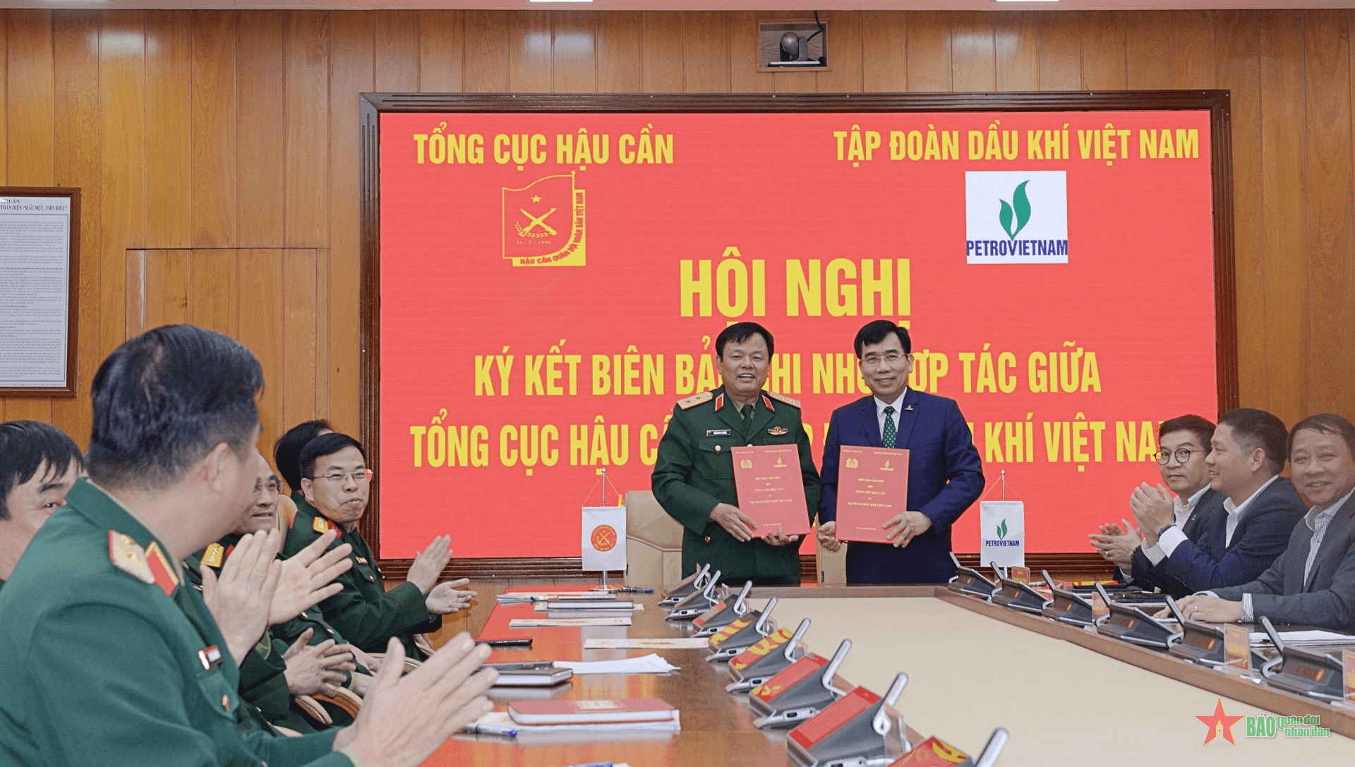 Tổng cục Hậu cần và Petrovietnam ký kết Biên bản ghi nhớ hợp tác