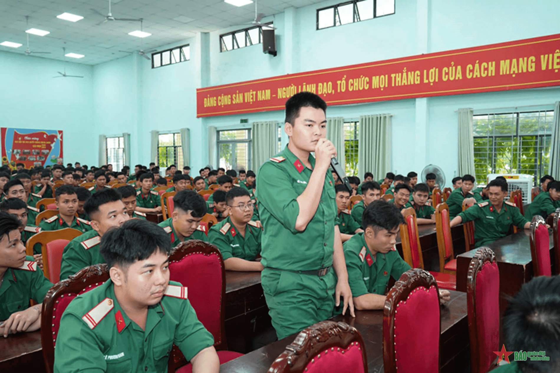 Bộ tư lệnh TP Hồ Chí Minh đối thoại dân chủ với chiến sĩ xuất ngũ 2025