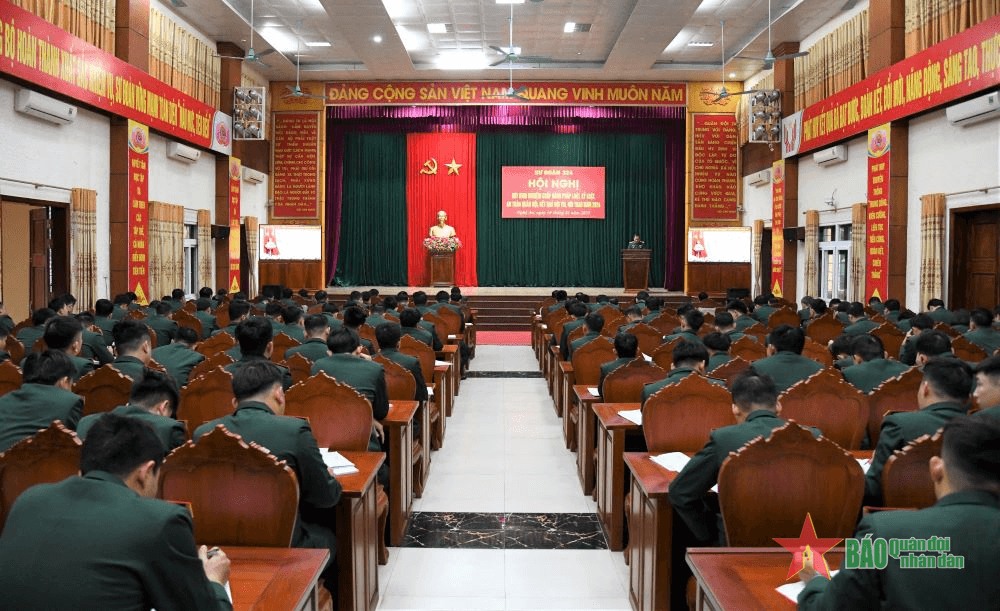 Sư đoàn 324 (Quân khu 4) rút kinh nghiệm công tác xây dựng chính quy, quản lý kỷ luật