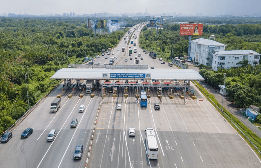 Bảo đảm an toàn giao thông trên các tuyến cao tốc