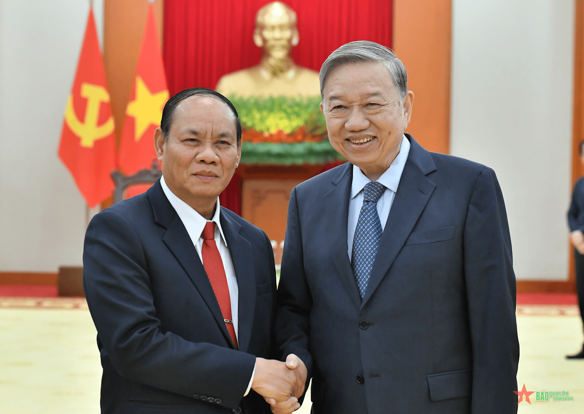 Tổng Bí thư Tô Lâm tiếp Phó thủ tướng Chính phủ, Bộ trưởng Bộ Công an Lào