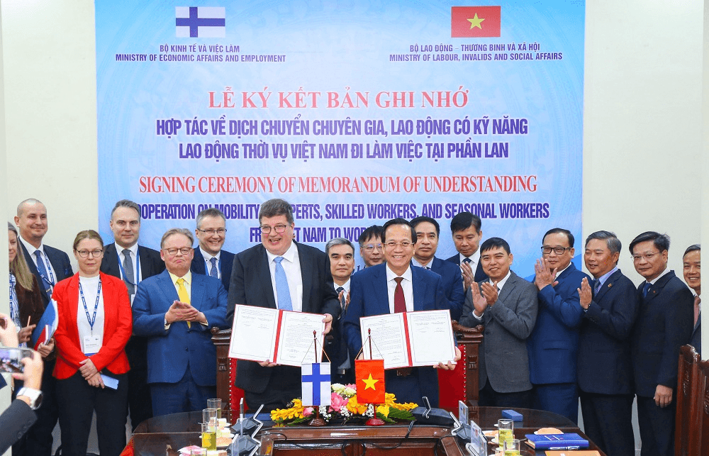 Ký kết hợp tác về dịch chuyển lao động thời vụ đi làm việc tại Phần Lan