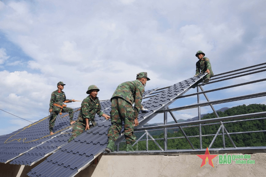Nhà mới khang trang từ tấm lòng bộ đội