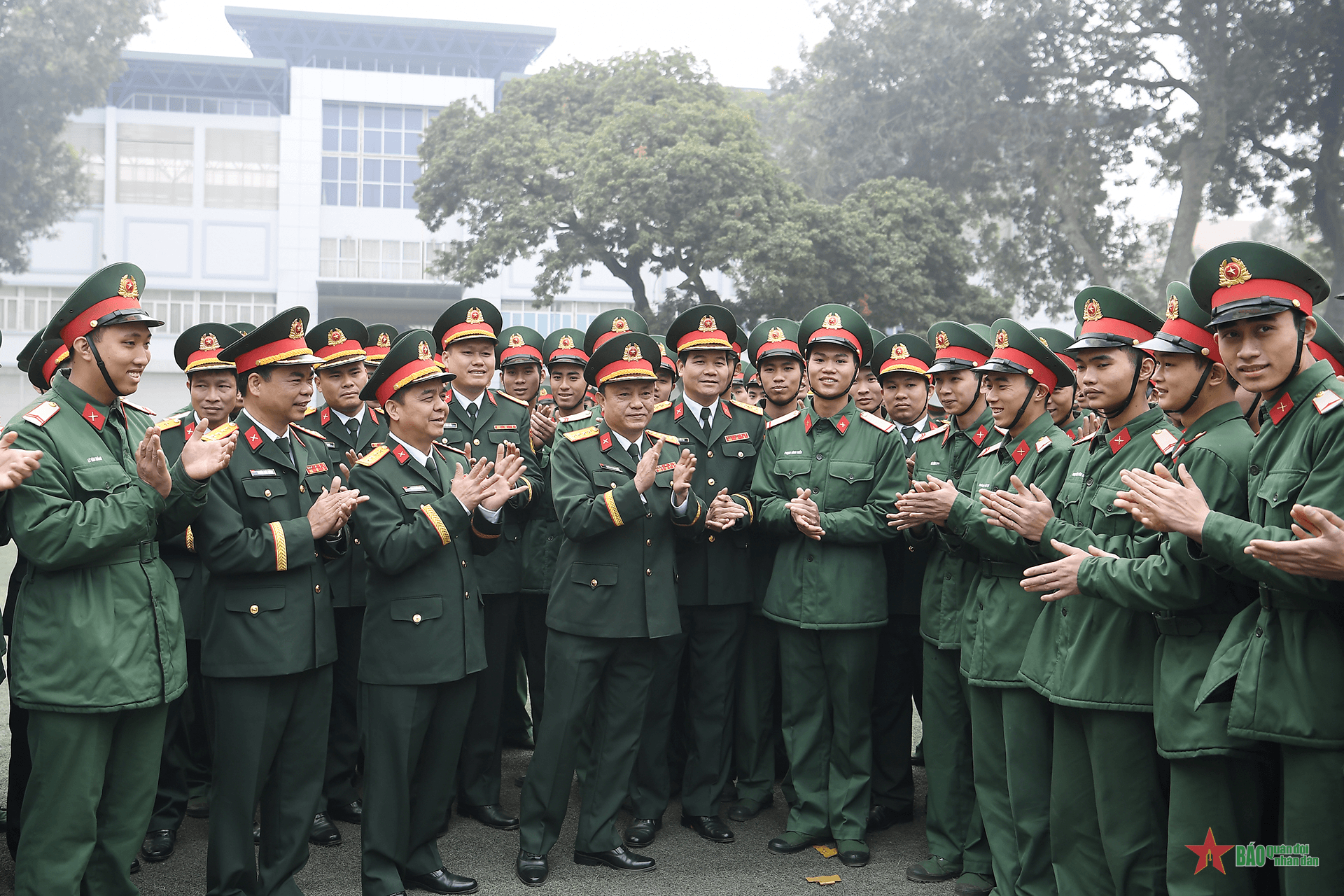 Lữ đoàn 144 tổ chức lễ tiễn quân nhân hoàn thành nghĩa vụ quân sự