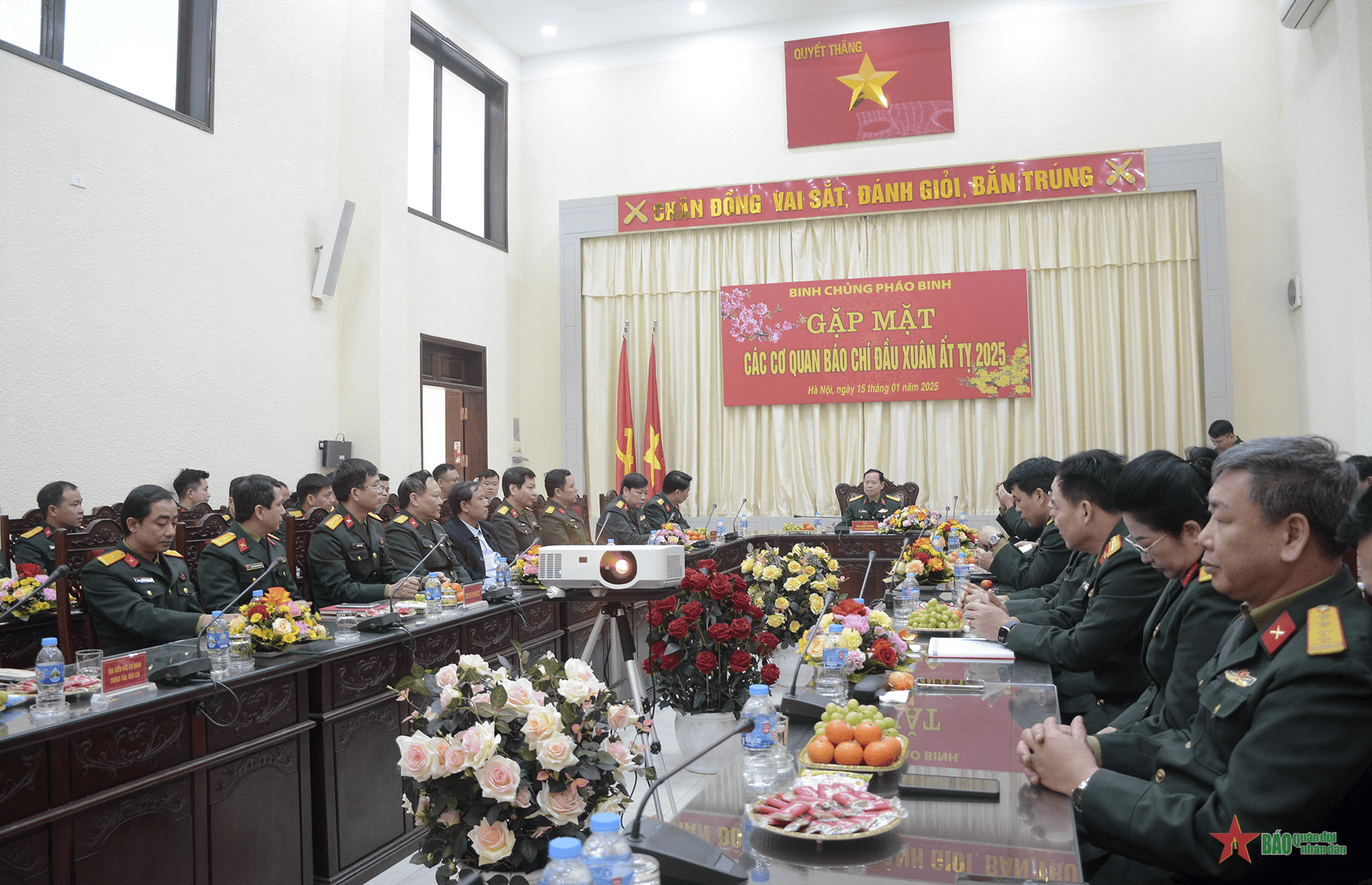 Binh chủng Pháo binh gặp mặt báo chí Xuân Ất Tỵ 2025