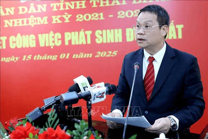 Đồng chí Nguyễn Mạnh Hùng được bầu giữ chức Chủ tịch UBND tỉnh Thái Bình