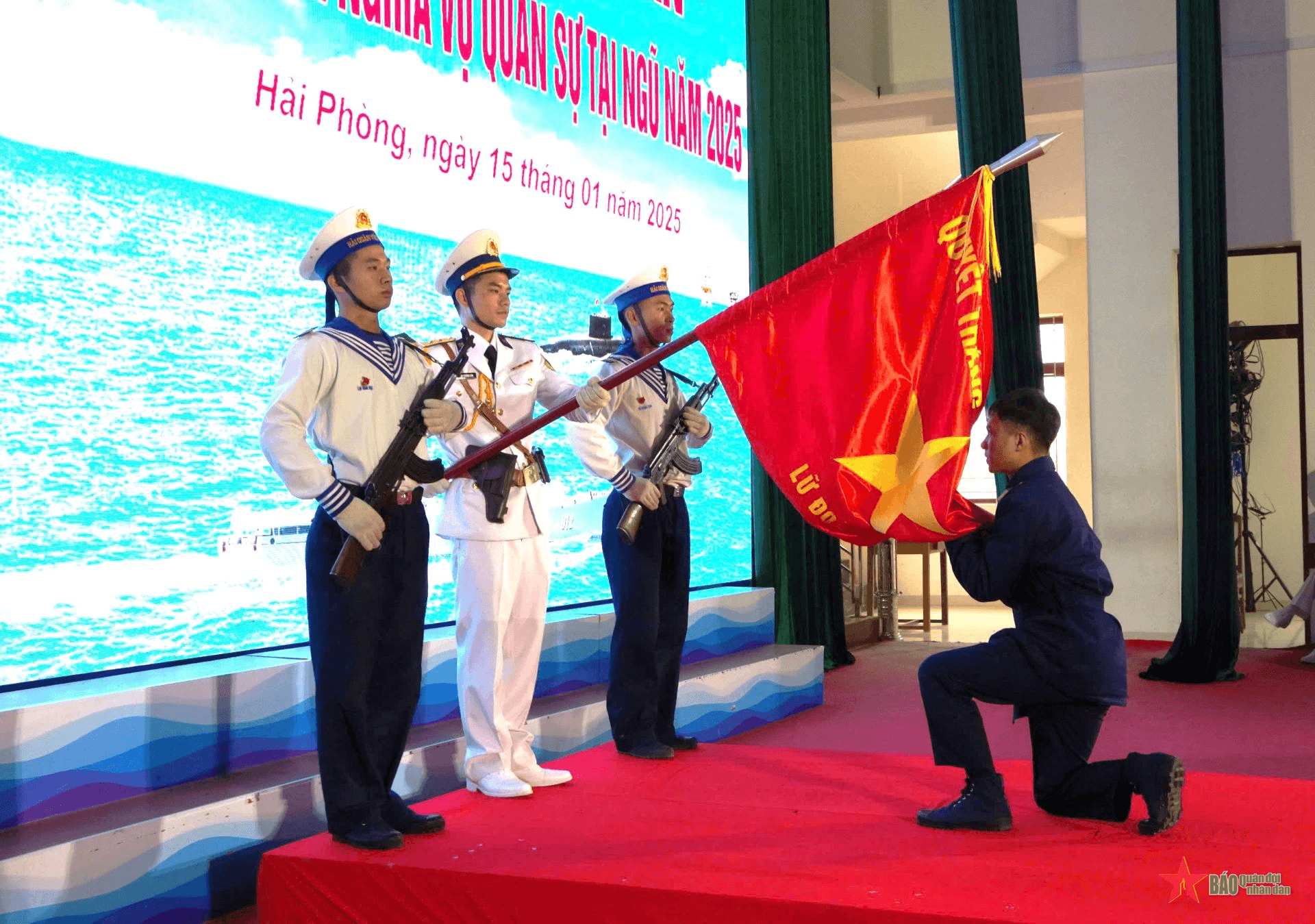 Lữ đoàn Công binh 131 Hải quân tiễn quân nhân hoàn thành nghĩa vụ quân sự tại ngũ năm 2025