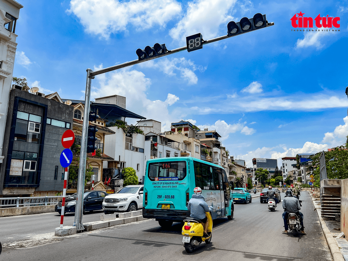 Hà Nội: Thí điểm điều chỉnh tổ chức giao thông trên tuyến đường Âu Cơ