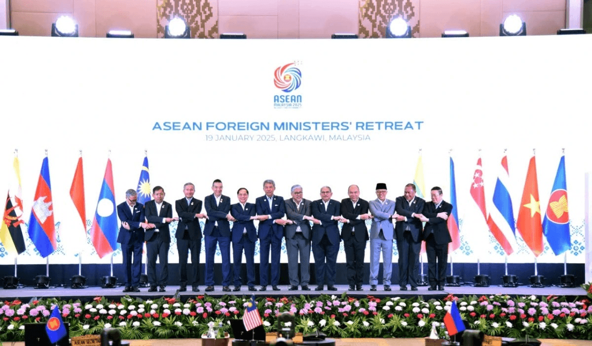 Hội nghị hẹp Bộ trưởng Ngoại giao ASEAN