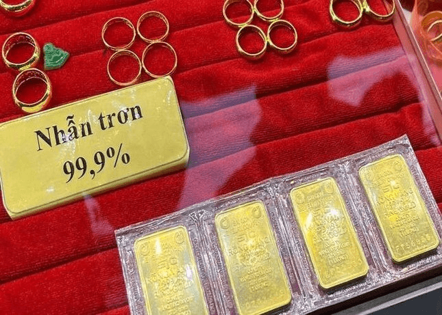 Giá vàng hôm nay (chiều 20-1): Vàng nhẫn tuột dốc, giá giảm sốc