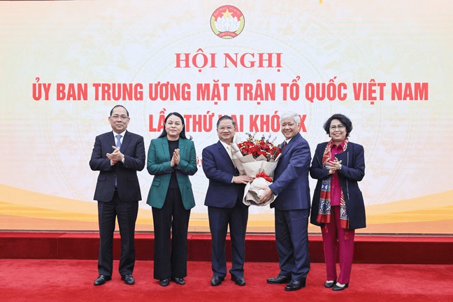 Đồng chí Trần Việt Trường giữ chức Phó chủ tịch Ủy ban Trung ương Mặt trận Tổ quốc Việt Nam